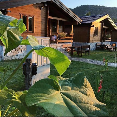 Orahovo Cottages ヴィルパザル エクステリア 写真