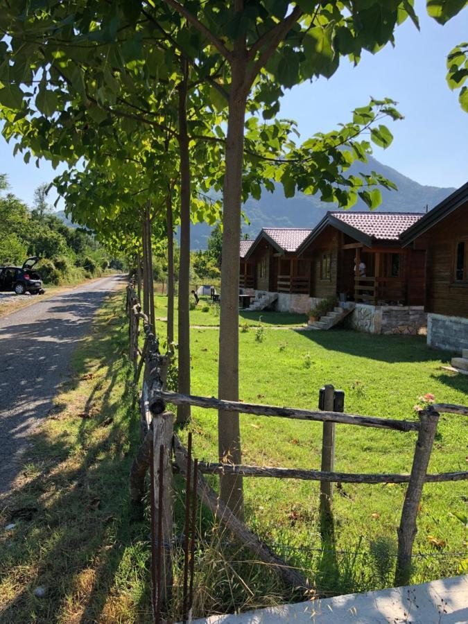 Orahovo Cottages ヴィルパザル エクステリア 写真