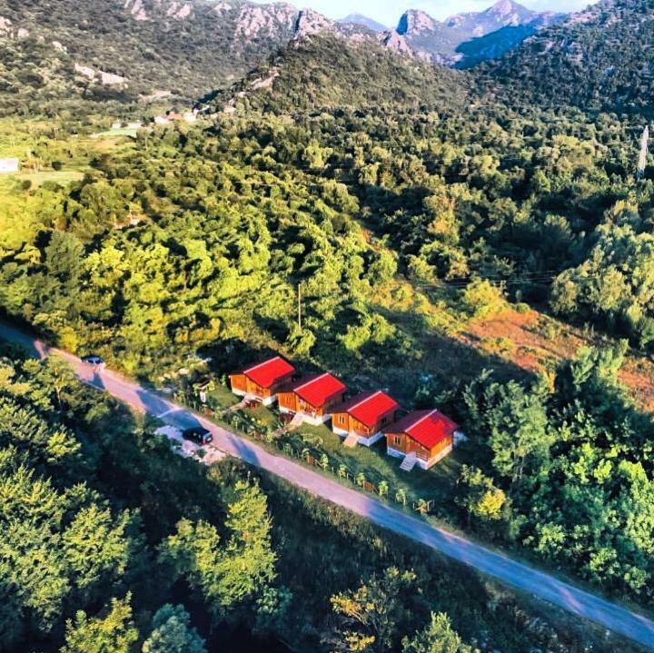 Orahovo Cottages ヴィルパザル エクステリア 写真
